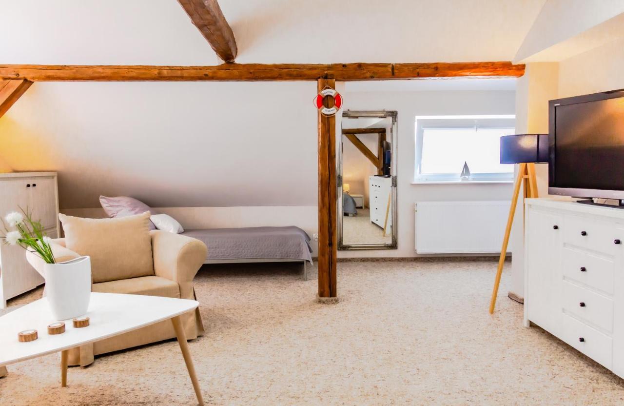 Skarbek Ilawa, Pokoje I Apartamenty Esterno foto