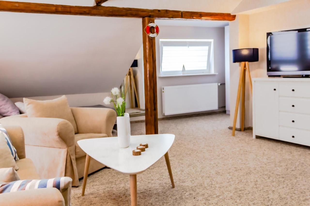 Skarbek Ilawa, Pokoje I Apartamenty Esterno foto